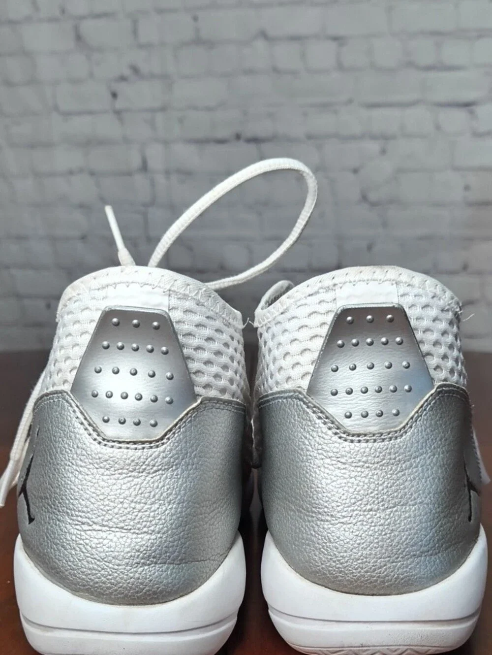 Jordan Men's White Athletic Mesh Sneakers with Black Jumpman Size 9 AY